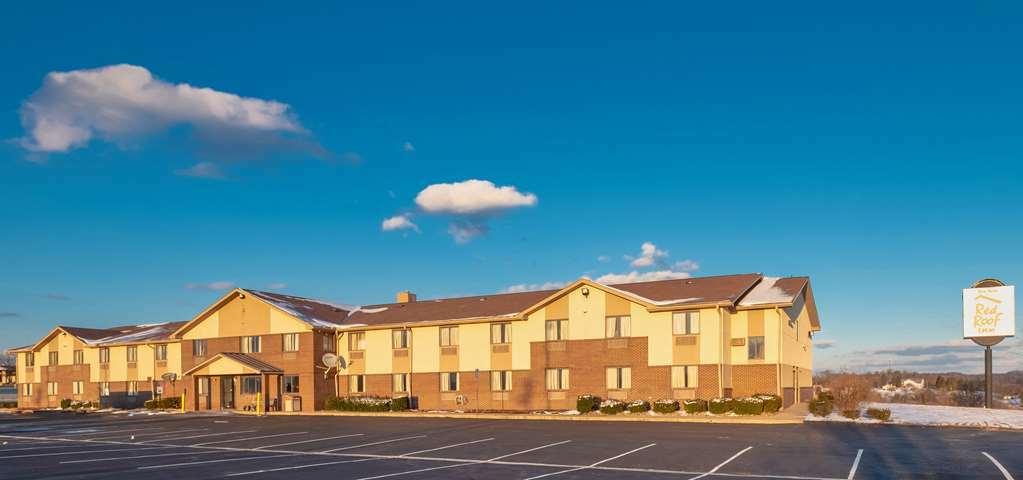 Red Roof Inn Greensburg Eksteriør bilde